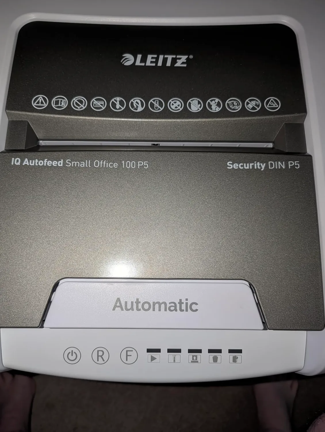 Leitz IQ Autofeed 100 distruggidocumenti P5 automatico 100 fogli