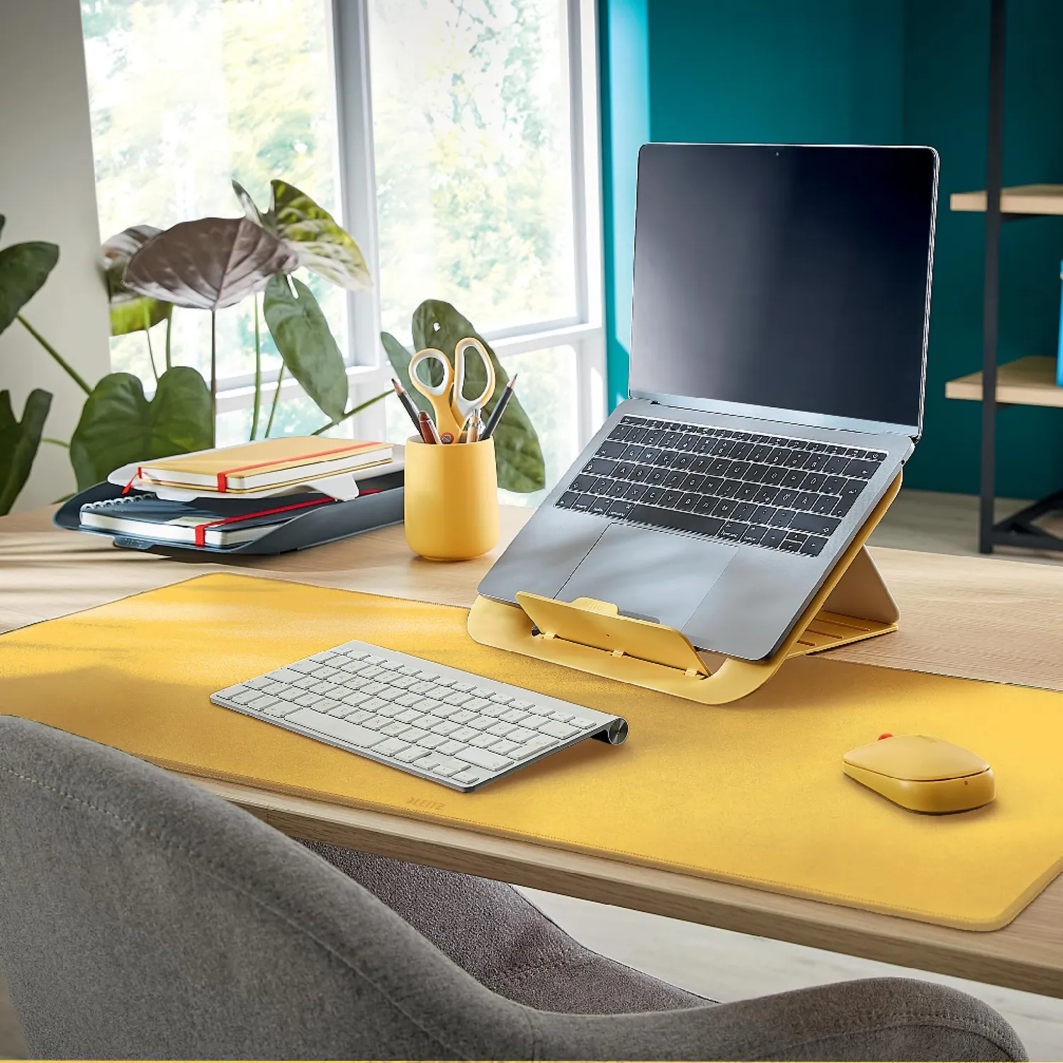 Leitz Ergo WOW Cosy tappetino scrivania 80x40 giallo caldo antiscivolo