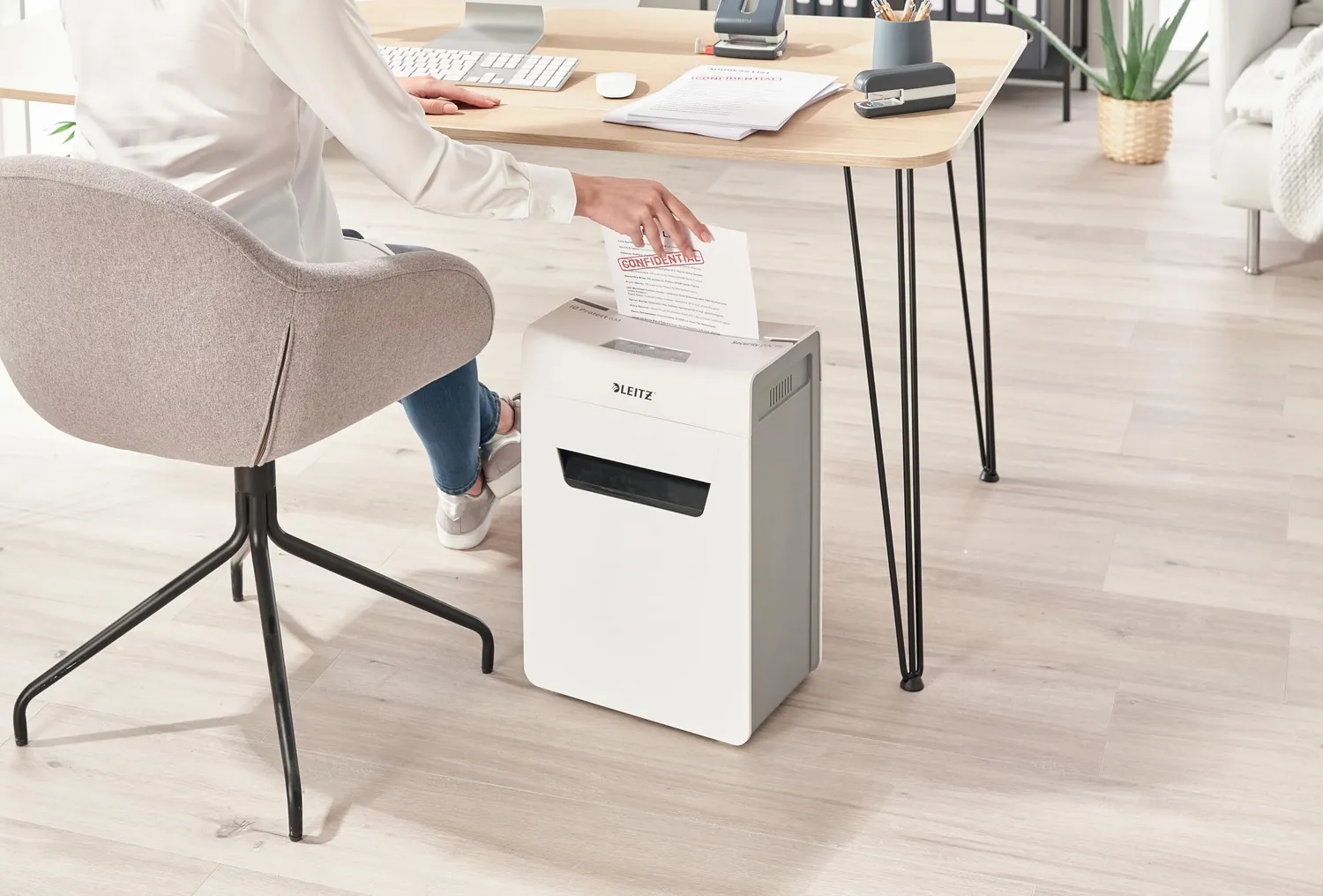 Leitz Ergo WOW IQ Protect 6M distruggidocumenti P-5 18 litri