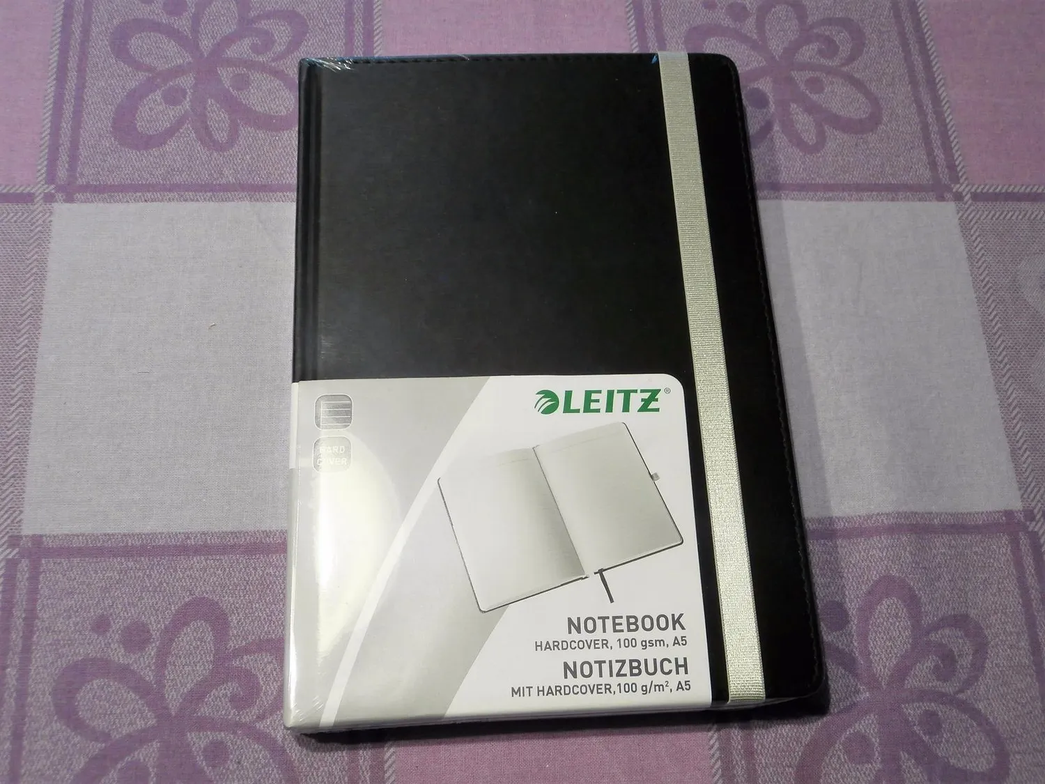 Leitz Style A4 taccuino quadretti rigido rosso granato