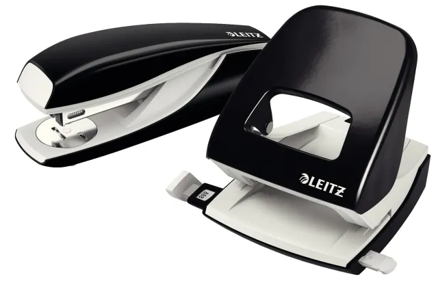 Leitz Ergo WOW NeXXt 5008+5502 set perforatore cucitrice nero 30 fogli