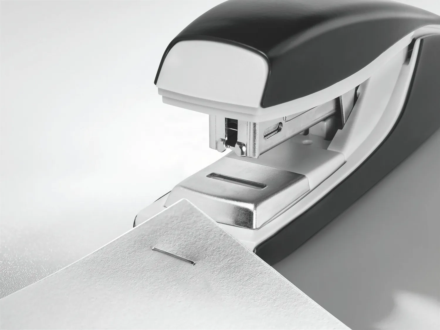 Leitz NeXXt 55050035 cucitrice blu 40 fogli flat clinch